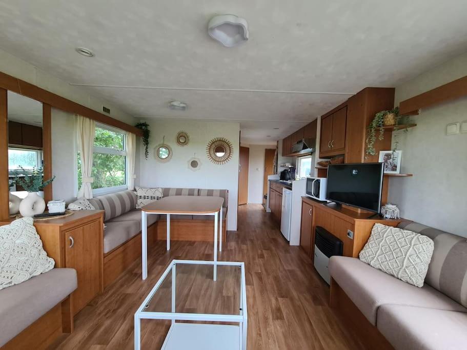 Chalet 'Como La Flor' Julianadorp Flowerfields Overview! Eksteriør billede
